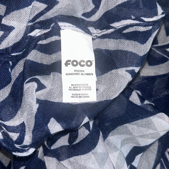 Dallas Cowboys Printed Infinity Scarf - Picture 4 of 6